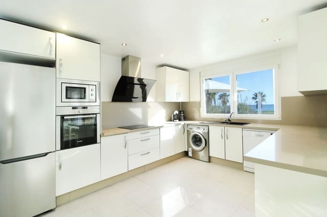 3 chambre Villa/Maison à vendre à Estepona avec piscine garage - 1 645 000 € (Ref: 9459512)