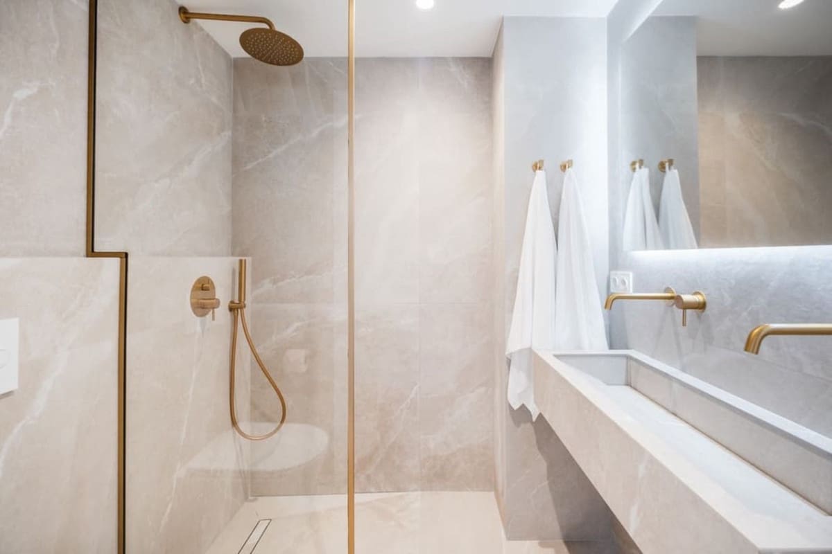 4 chambre Maison de Ville à vendre à Nueva Andalucia avec piscine - 1 499 000 € (Ref: 9460738)