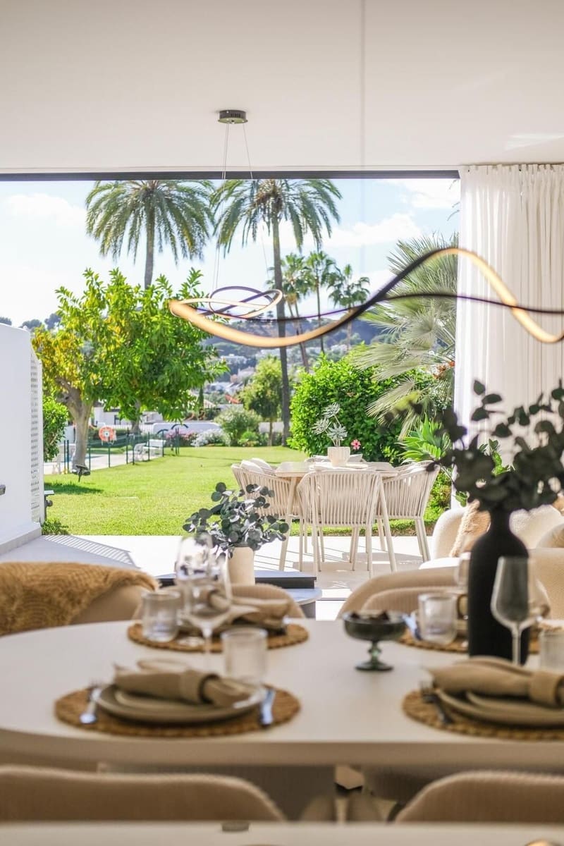 4 chambre Maison de Ville à vendre à Nueva Andalucia avec piscine - 1 499 000 € (Ref: 9460738)