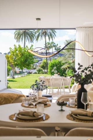 4 chambre Maison de Ville à vendre à Nueva Andalucia, Marbella avec piscine - 1 499 000 € (Ref: 9460738)