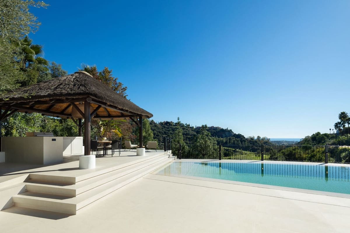 5 soverom Villa til salgs i Benahavis med svømmebasseng garasje - € 5 750 000 (Ref: 9464918)