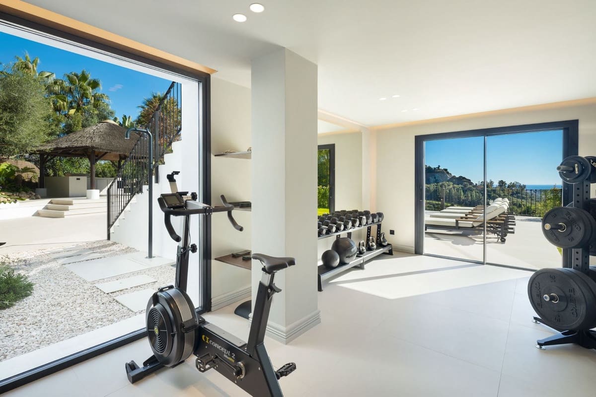5 soveværelse Villa til salg i Benahavis med swimmingpool garage - € 5.750.000 (Ref: 9464918)
