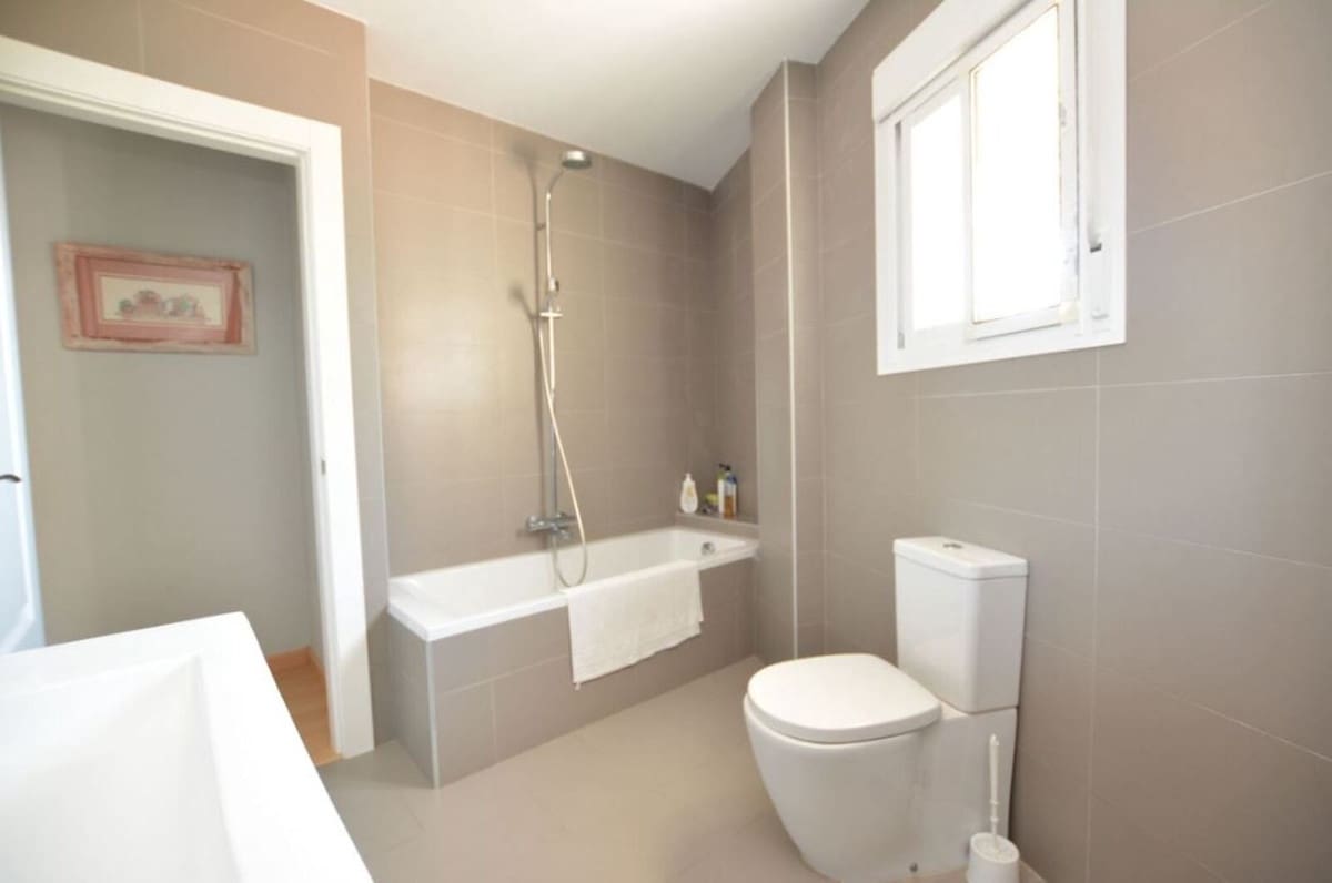 7 sovrum Villa till salu i Elviria med pool garage - 1 750 000 € (Ref: 9464919)