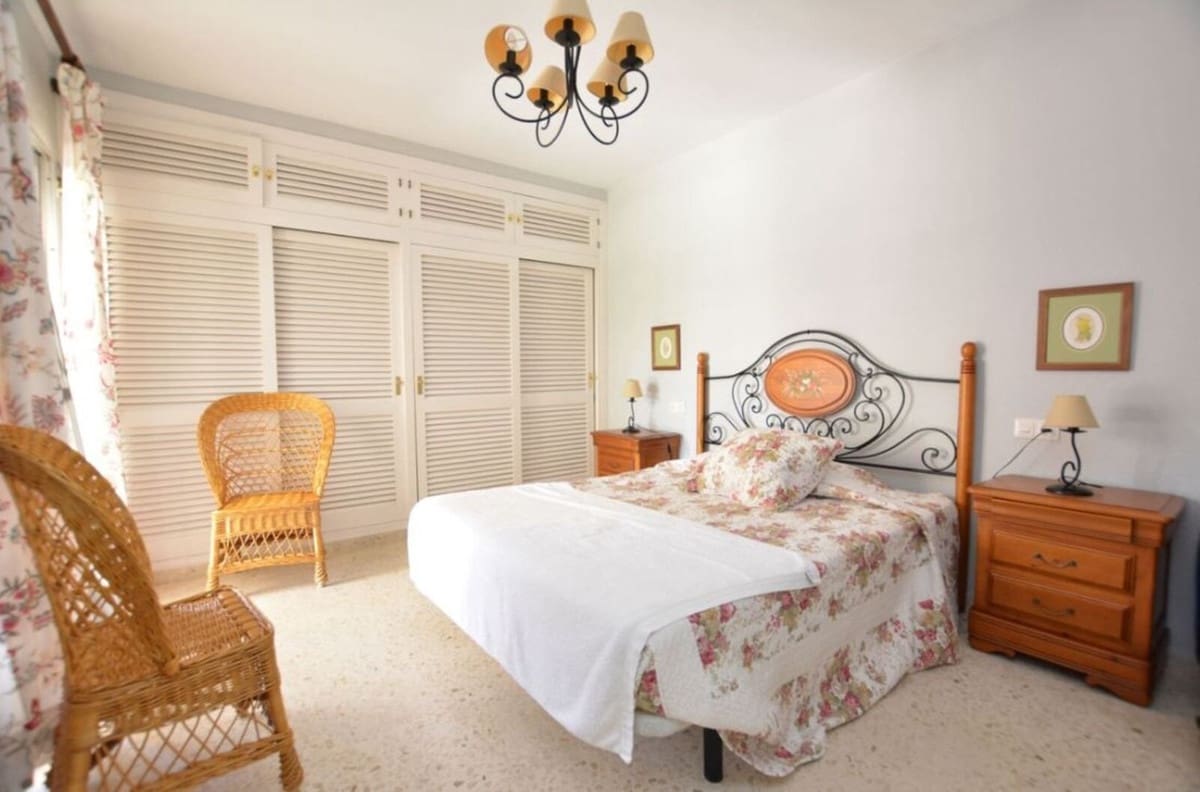 7 sovrum Villa till salu i Elviria med pool garage - 1 750 000 € (Ref: 9464919)