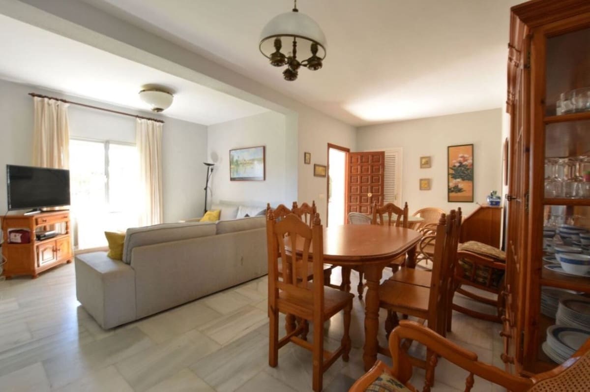 7 sovrum Villa till salu i Elviria med pool garage - 1 750 000 € (Ref: 9464919)