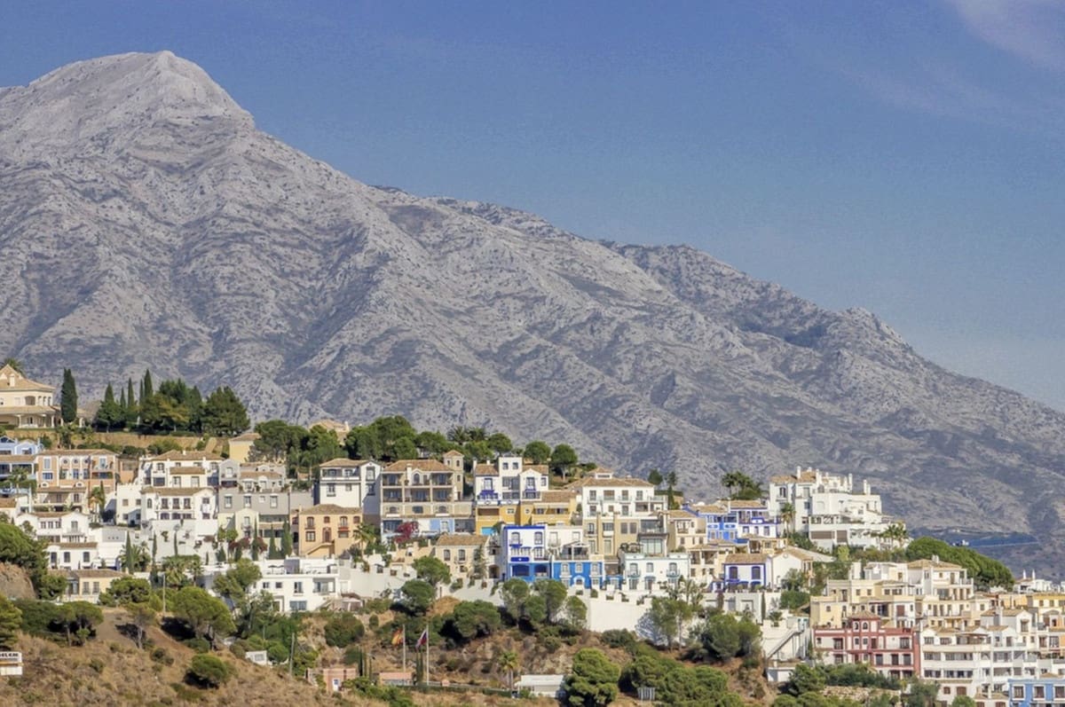 3 bedroom Townhouse for sale in La Heredia with pool garage - € 570,000 (Ref: 9470052)