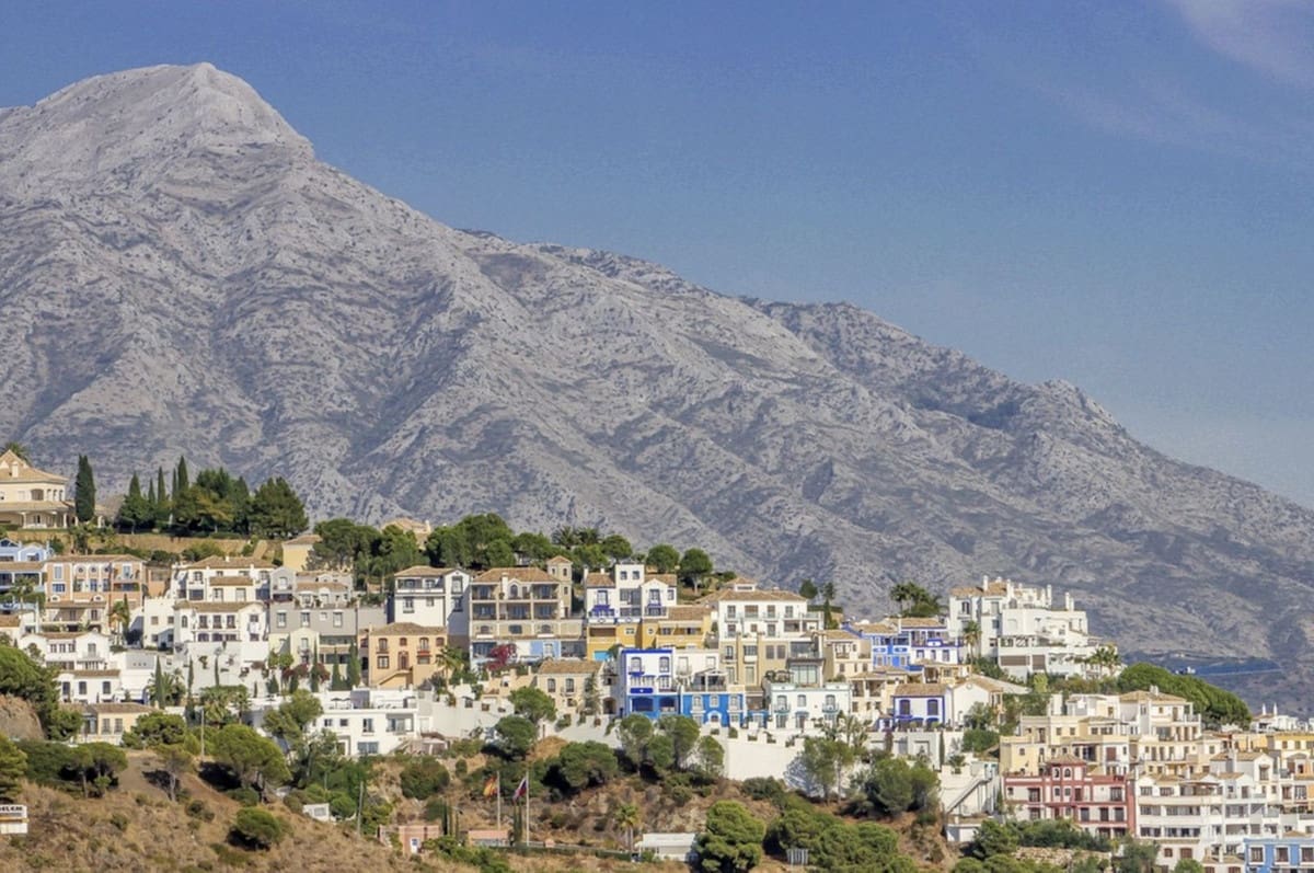 Casa de 3 habitaciones en La Heredia en venta con piscina garaje - 570.000 € (Ref: 9470052)