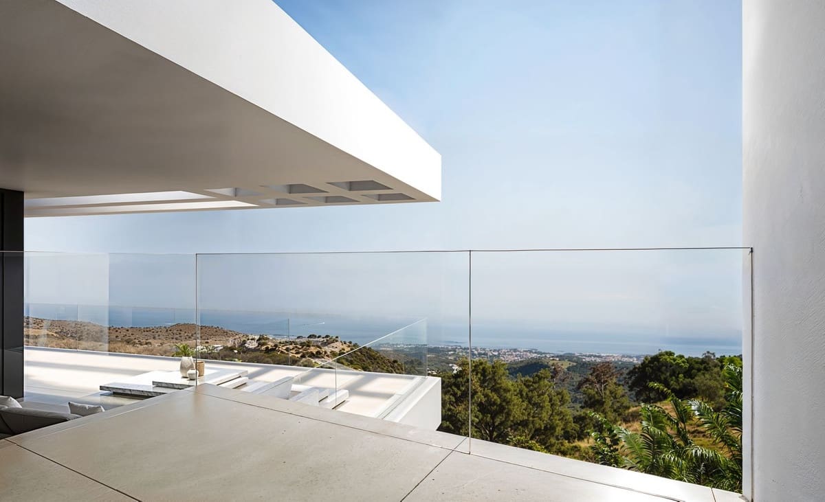 4 sovrum Villa till salu i Benahavis med pool garage - 2 560 000 € (Ref: 9471524)