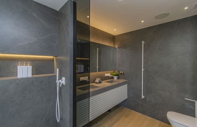 4 slaapkamer Huis te koop in Marbella met zwembad garage - € 5.460.000 (Ref: 9473322)