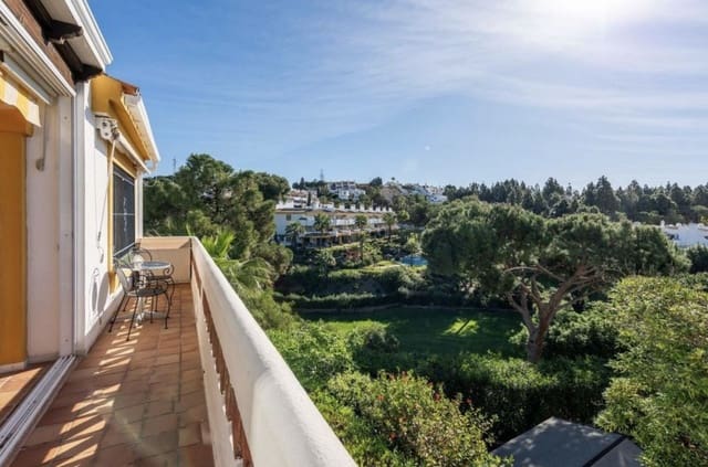 Chalet de 3 habitaciones en Mijas Costa, Mijas en venta con piscina garaje - 595.000 € (Ref: 9500405)