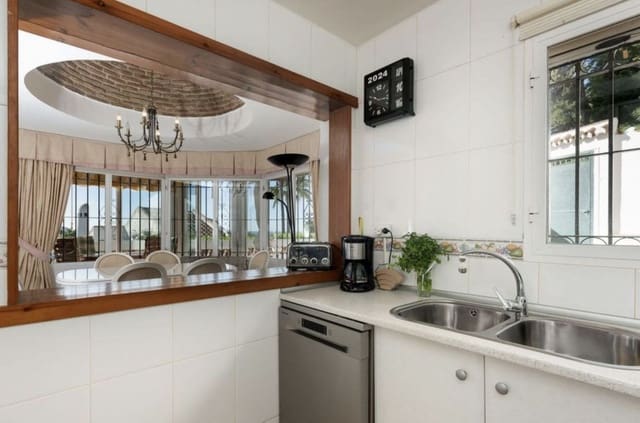 3 soveværelse Villa til salg i Mijas Costa, Mijas med swimmingpool garage - € 595.000 (Ref: 9500405)