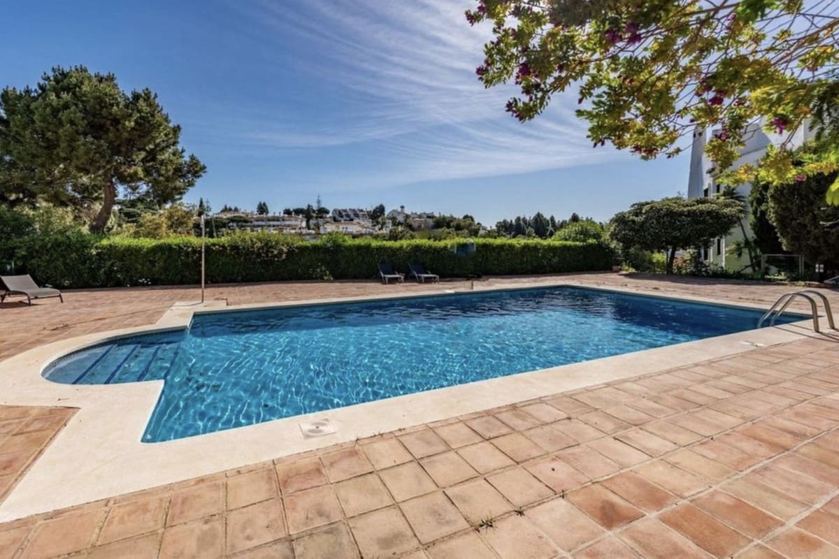 Chalet de 3 habitaciones en Mijas Costa en venta con piscina garaje - 595.000 € (Ref: 9500405)