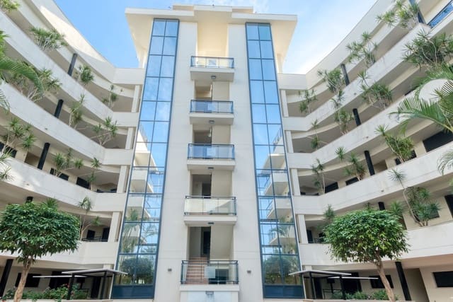 2 sovrum Lägenhet att hyra i Estepona med pool garage - 1 950 € (Ref: 9500638)