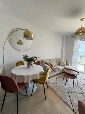 Appartement de 2 chambres à louer à La Duquesa / Puerto de la Duquesa, Manilva avec piscine garage - 1 100 € (Ref: 9500639)