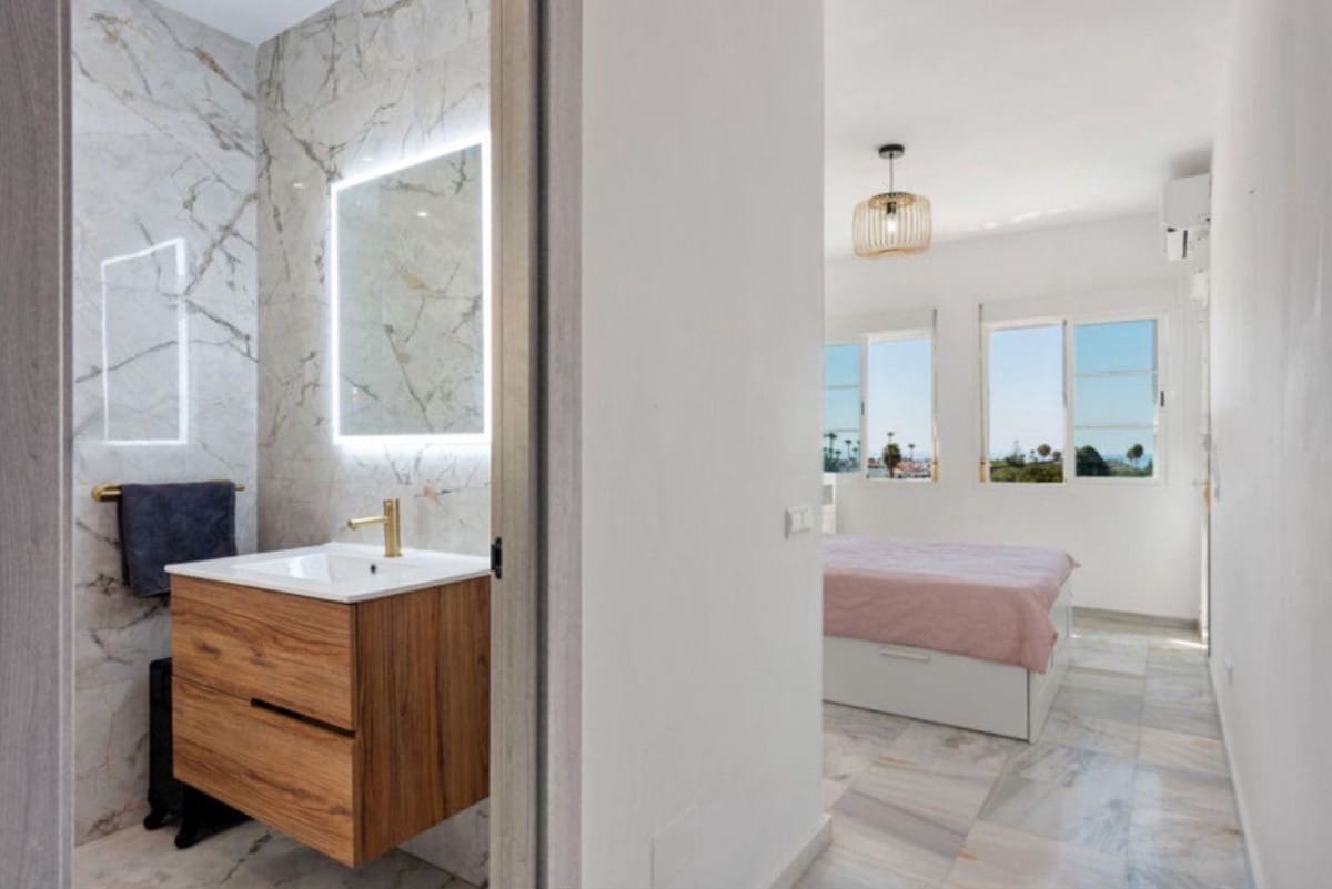 4 bedroom Villa for sale in Bel-Air with pool garage - € 795,000 (Ref: 9503487)