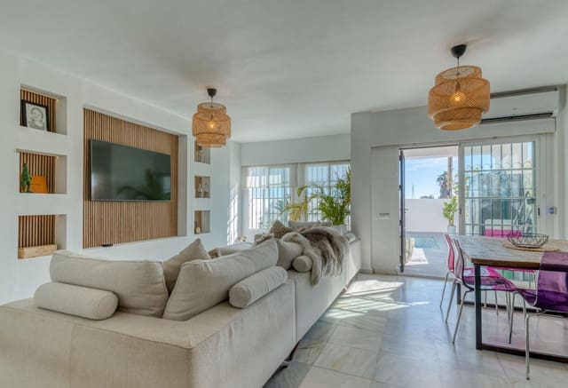 4 sovrum Villa till salu i Bel-Air, Estepona med pool garage - 795 000 € (Ref: 9503487)