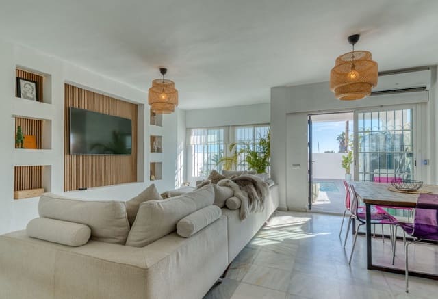 4 sypialnia Willa na sprzedaż w Bel-Air, Estepona z basenem garażem - 795 000 € (Ref: 9503487)