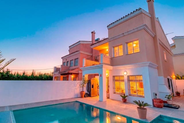 4 sypialnia Willa na sprzedaż w Bel-Air, Estepona z basenem garażem - 795 000 € (Ref: 9503487)