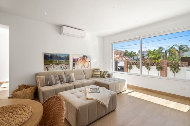 4 sovrum Hus till salu i San Pedro de Alcantara, Marbella med pool garage - 1 195 000 € (Ref: 9503489)