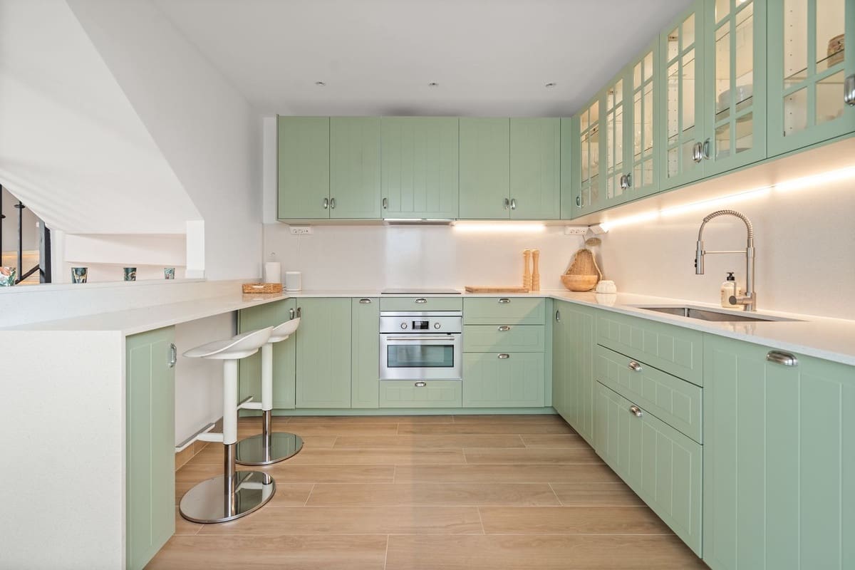 4 chambre Maison de Ville à vendre à San Pedro de Alcantara avec piscine garage - 1 195 000 € (Ref: 9503489)