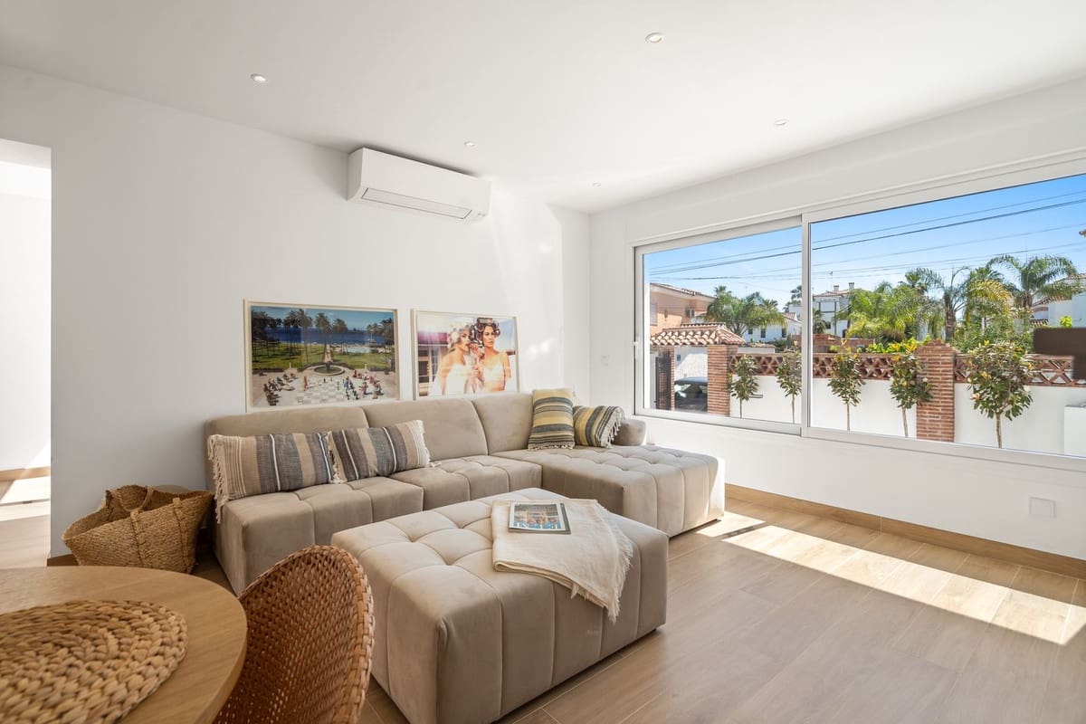 4 chambre Maison de Ville à vendre à San Pedro de Alcantara avec piscine garage - 1 195 000 € (Ref: 9503489)