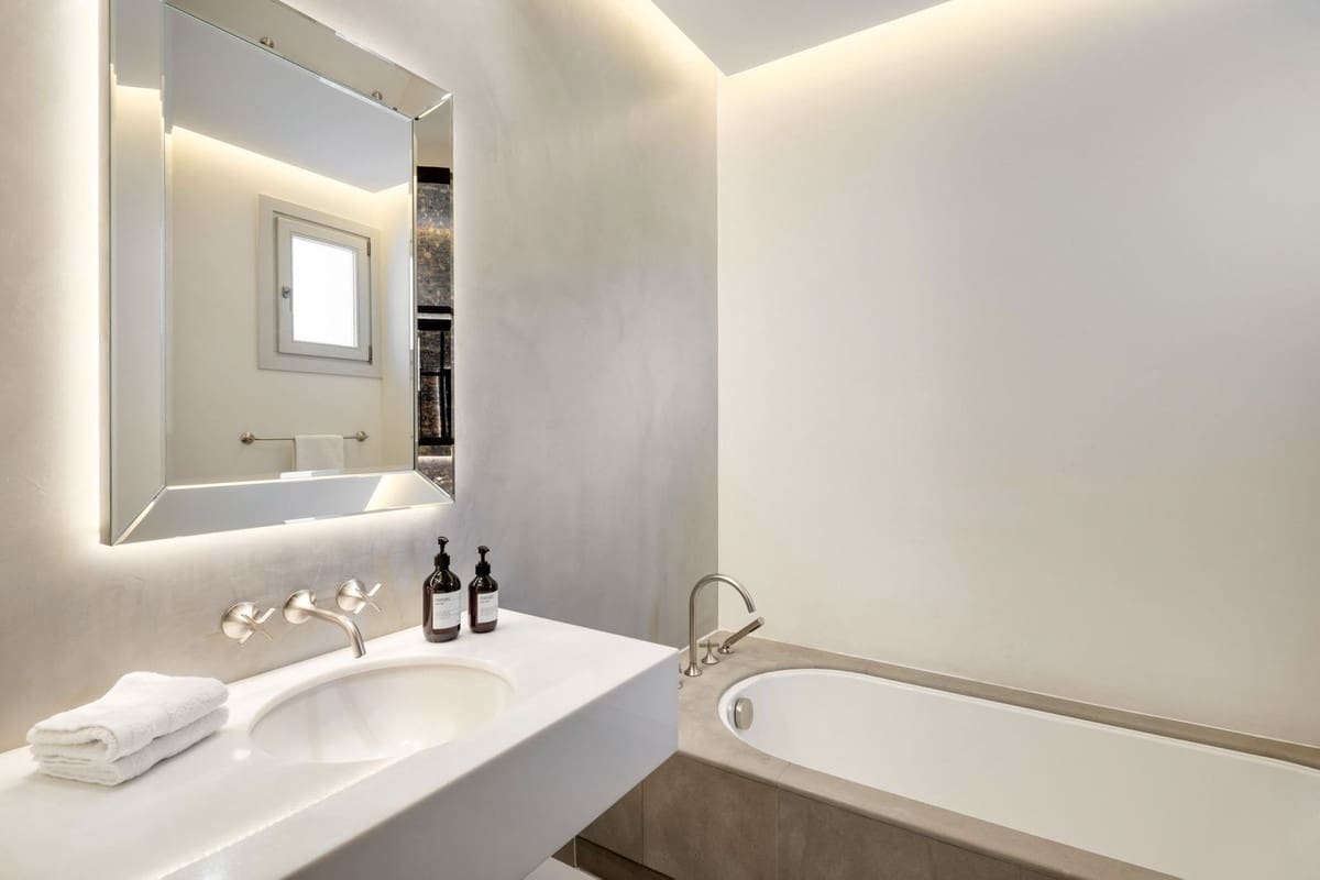 Chalet de 7 habitaciones en Marbella en venta con piscina garaje - 10.700.000 € (Ref: 9506657)