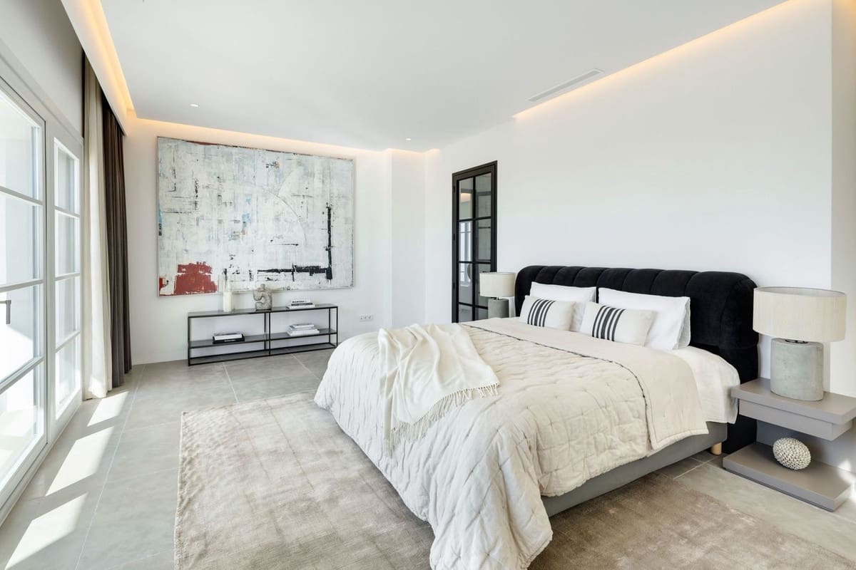 Chalet de 7 habitaciones en Marbella en venta con piscina garaje - 10.700.000 € (Ref: 9506657)