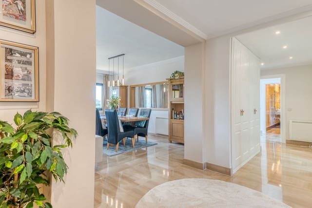 2 soverom Leilighet til salgs i Sotogrande Alto, San Roque med svømmebasseng garasje - € 449 000 (Ref: 9516556)