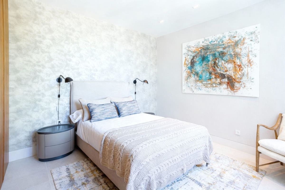 4 soveværelse Villa til salg i Estepona med swimmingpool garage - € 3.850.000 (Ref: 9517923)