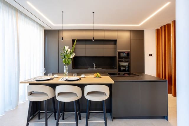 4 soverom Villa til salgs i Estepona med svømmebasseng garasje - € 3 850 000 (Ref: 9517923)