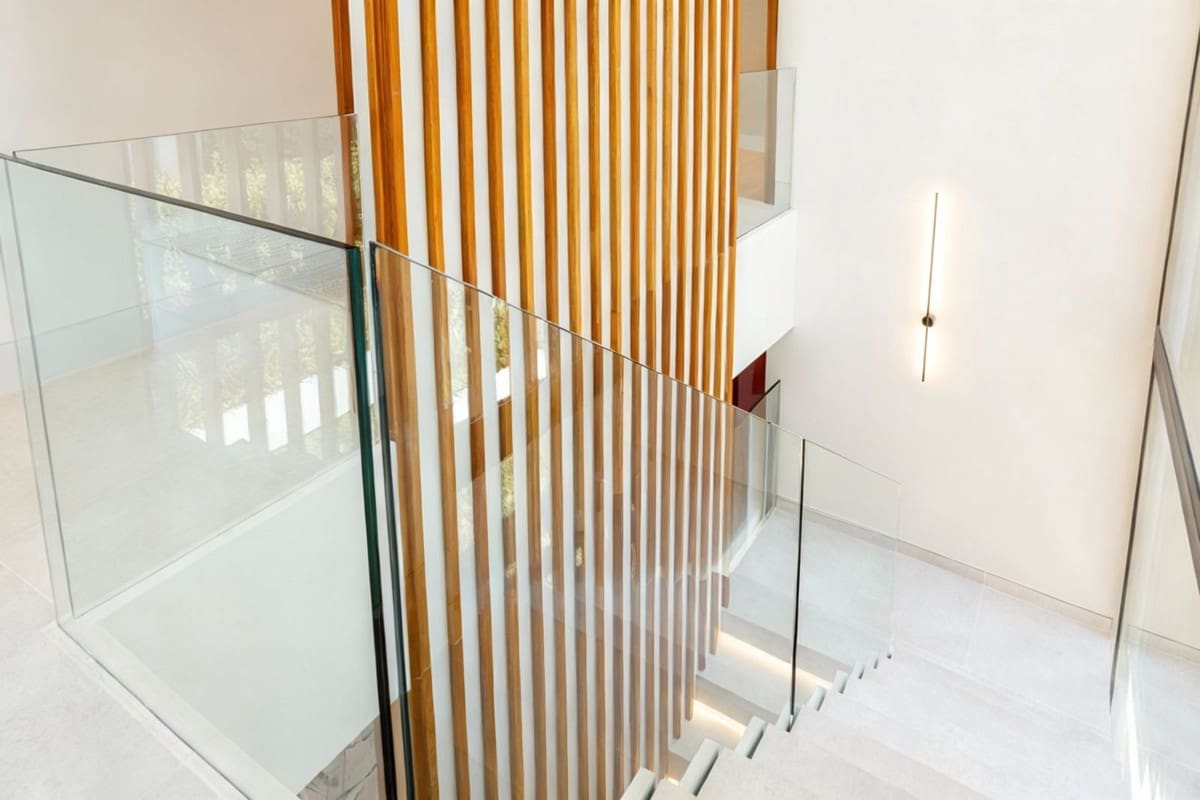 4 soverom Villa til salgs i Estepona med svømmebasseng garasje - € 3 850 000 (Ref: 9517923)