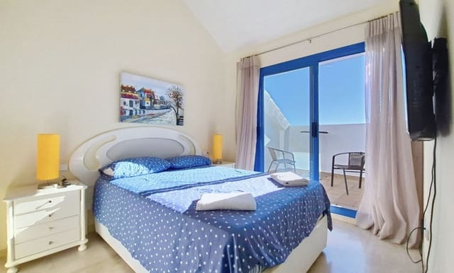 3 quarto Apartamento para venda em La Duquesa / Puerto de la Duquesa, Manilva com piscina garagem - 395 000 € (Ref: 9517924)