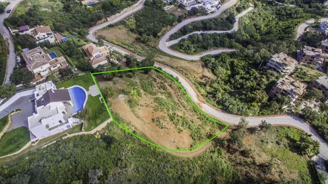 4 Zimmer Villa zu verkaufen in La Mairena, Ojen mit Pool Garage - 2.950.000 € (Ref: 9521605)