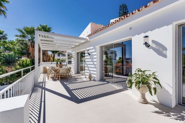 4 slaapkamer Villa te koop in Marbella met zwembad garage - € 1.795.000 (Ref: 9521889)
