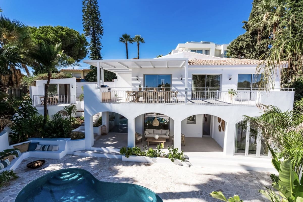 4 slaapkamer Villa te koop in Marbella met zwembad garage - € 1.795.000 (Ref: 9521889)
