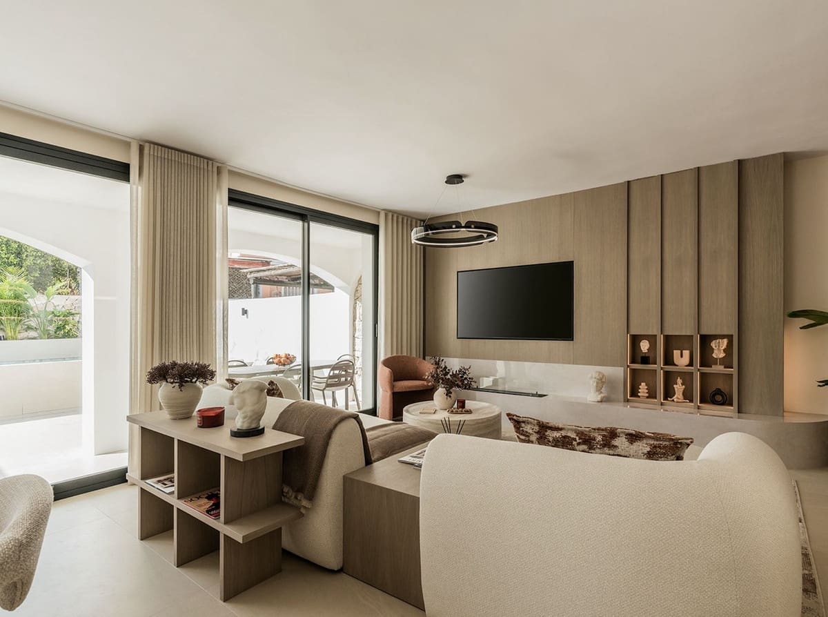 4 quarto Casa em Banda para venda em San Pedro de Alcantara com piscina garagem - 1 595 000 € (Ref: 9525695)