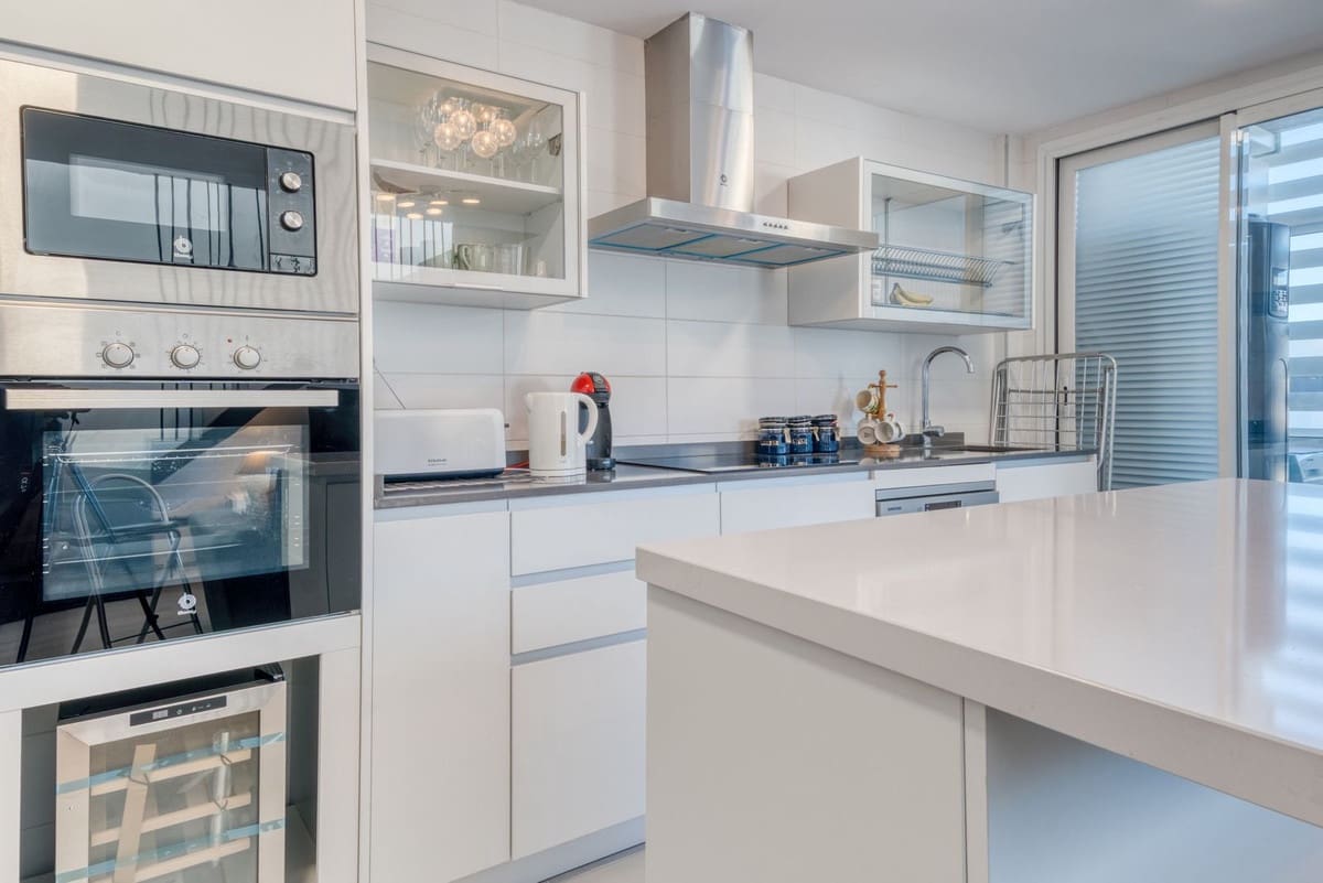 3 makuuhuone Kattohuoneisto myytävänä paikassa Estepona mukana uima-altaan 
autotalli - 849 995 € (Ref: 9532738)