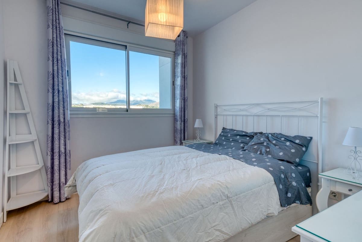 3 makuuhuone Kattohuoneisto myytävänä paikassa Estepona mukana uima-altaan 
autotalli - 849 995 € (Ref: 9532738)