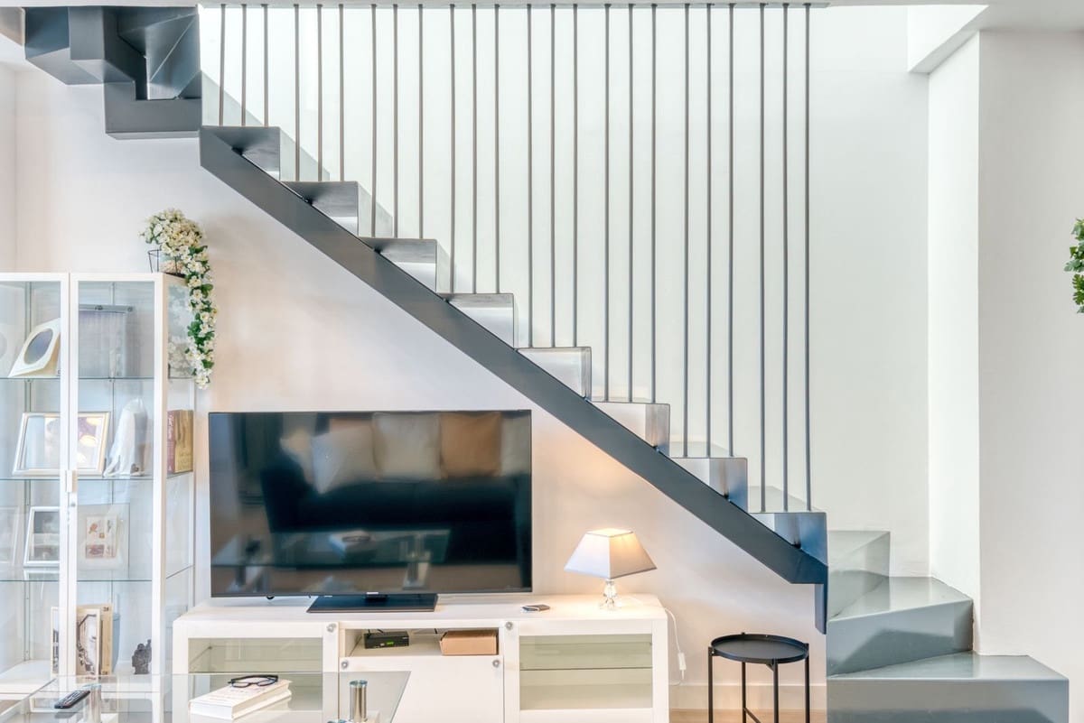 3 sypialnia Penthouse na sprzedaż w Estepona z basenem garażem - 849 995 € (Ref: 9532738)