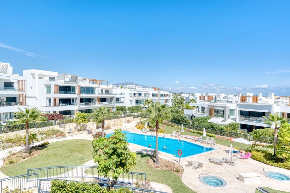 2 soverom Penthouse til salgs i New Golden Mile med svømmebasseng garasje - € 649 000 (Ref: 9535184)
