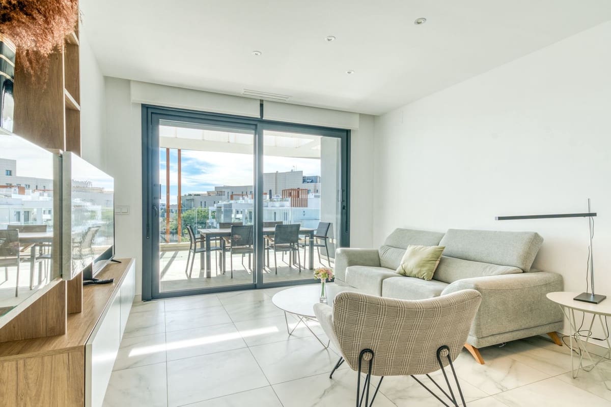 2 soverom Penthouse til salgs i New Golden Mile med svømmebasseng garasje - € 649 000 (Ref: 9535184)