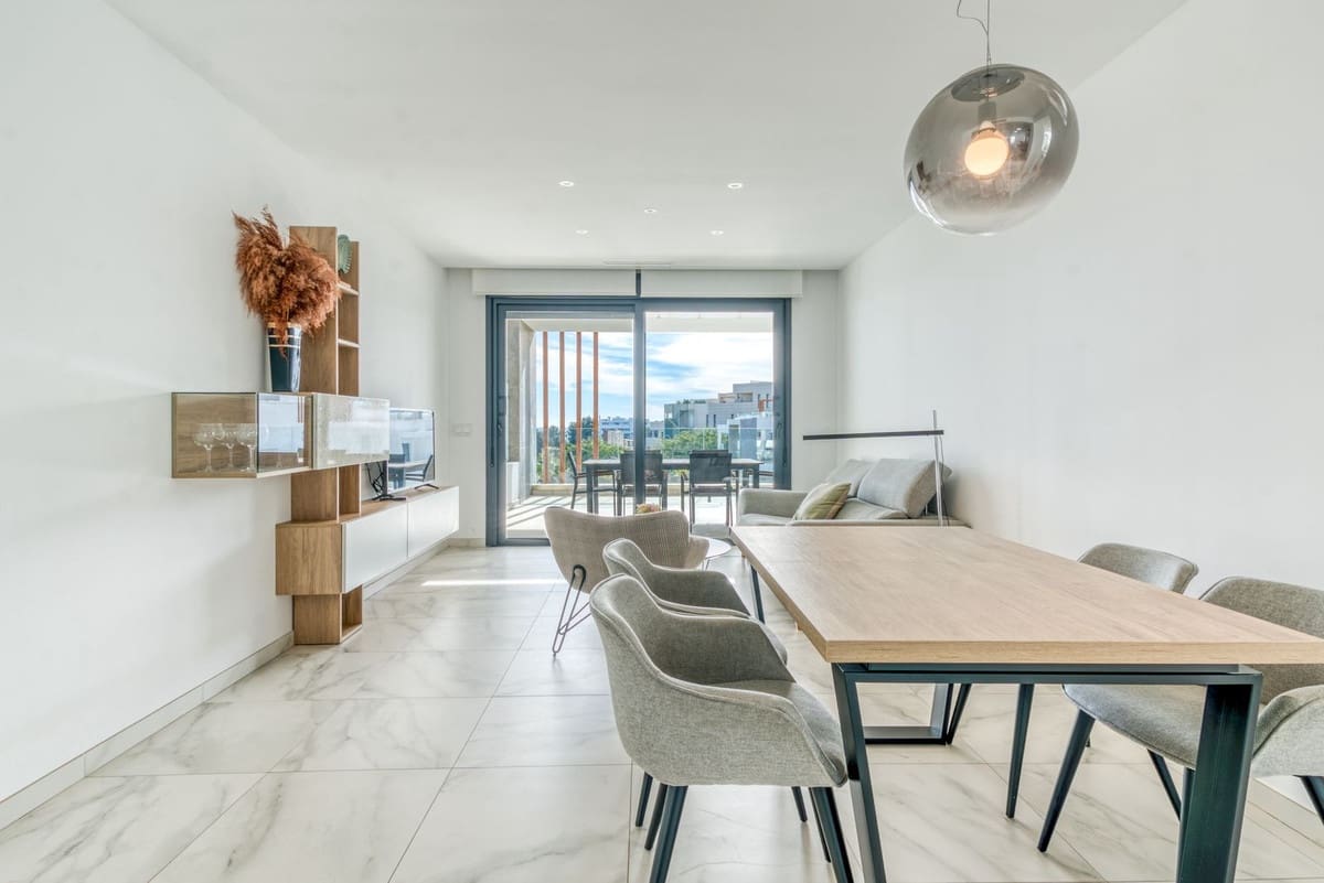 2 soverom Penthouse til salgs i New Golden Mile med svømmebasseng garasje - € 649 000 (Ref: 9535184)