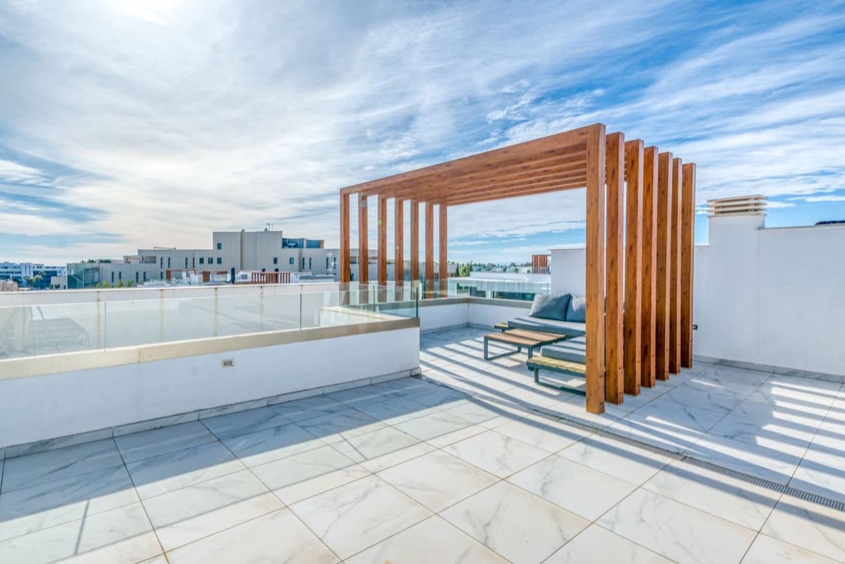 2 soverom Penthouse til salgs i New Golden Mile med svømmebasseng garasje - € 649 000 (Ref: 9535184)