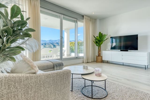 3 bedroom Apartment for sale in Cancelada, Estepona with pool garage - € 575,000 (Ref: 9537113)