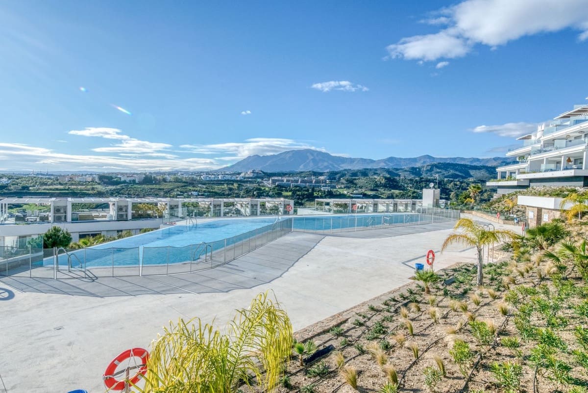 3 bedroom Apartment for sale in Cancelada with pool garage - € 575,000 (Ref: 9537113)