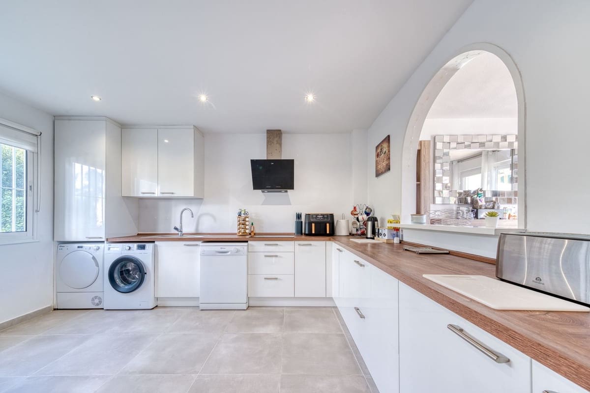 3 camera da letto Casa in vendita in Estepona con piscina garage - 499.950 € (Rif: 9538933)