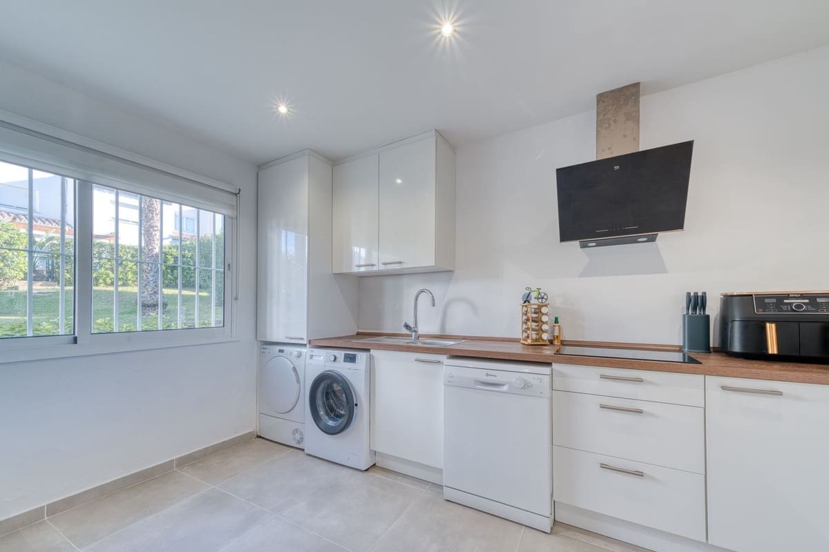 3 camera da letto Casa in vendita in Estepona con piscina garage - 499.950 € (Rif: 9538933)