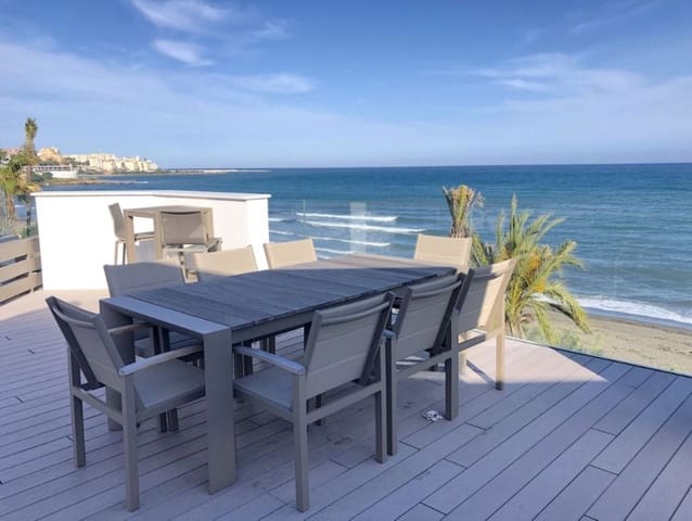 3 bedroom Townhouse for sale in Estepona with pool garage - € 3,450,000 (Ref: 9538935)