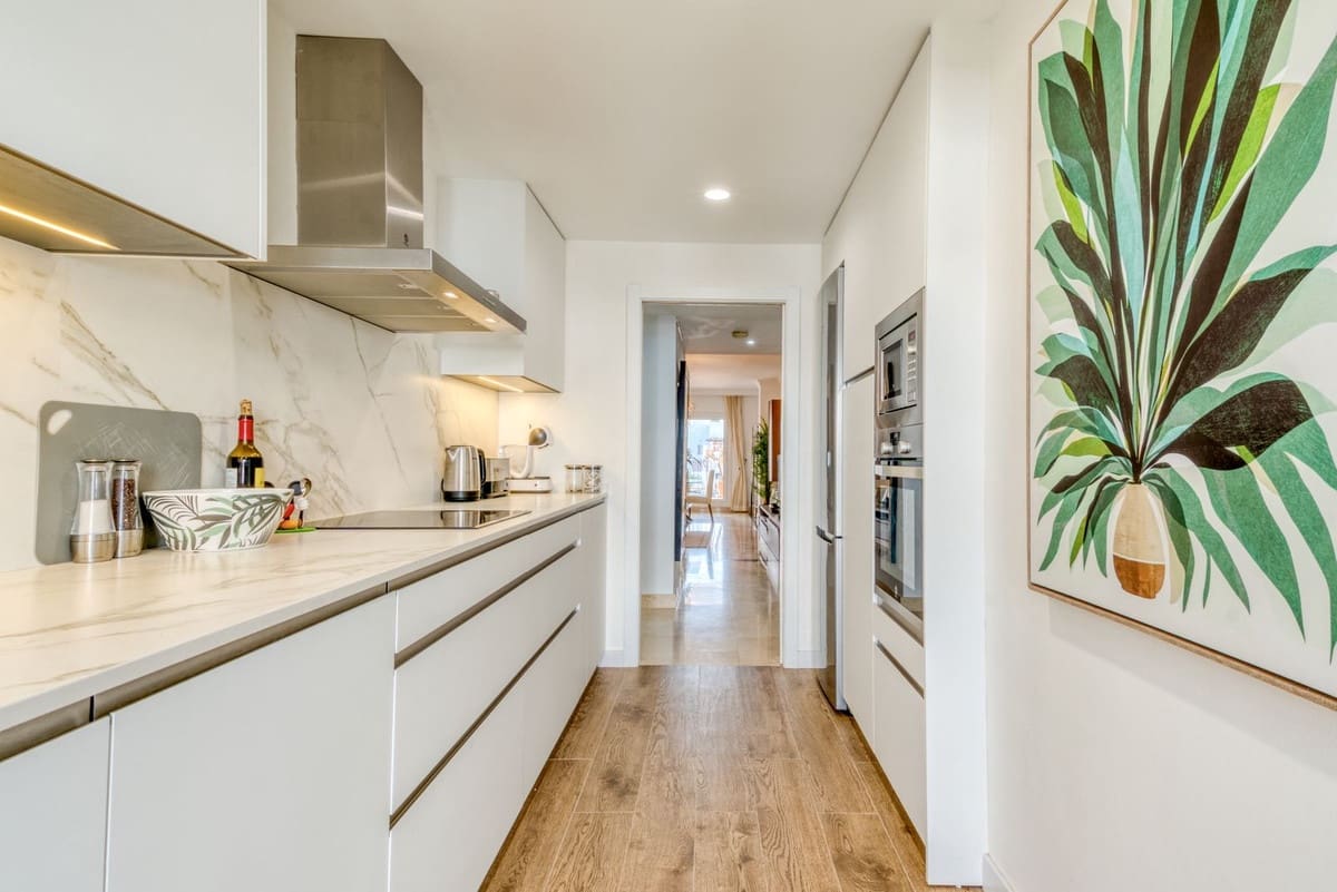 3 slaapkamer Appartement te koop in San Pedro de Alcantara met zwembad garage - € 689.000 (Ref: 9539080)