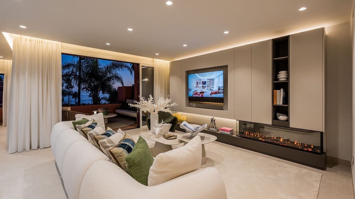 3 bedroom Penthouse for sale in Cancelada with pool garage - € 2,995,000 (Ref: 9547000)